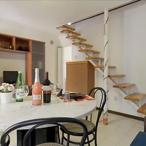 2578 Casa Appartamento Venezia