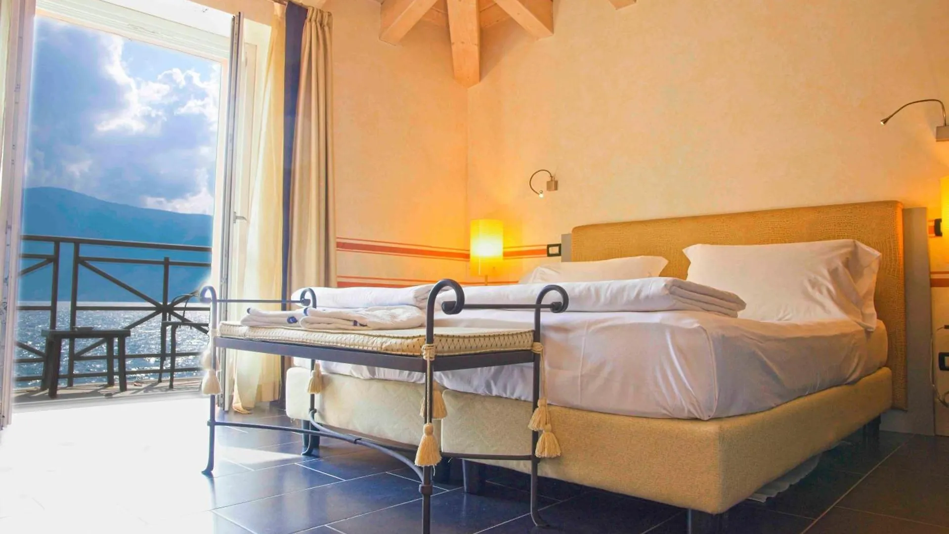 Hotel Bogliaco Gargnano Italie